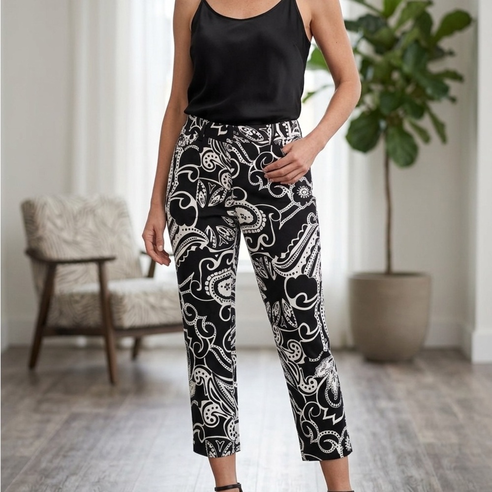 Chico’s Black & White Paisley Ankle Pants Women’s Size 0 Cropped